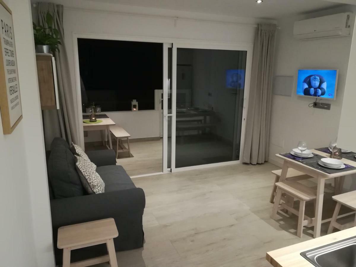 Apartamento Daniela ปูแอร์โตเดลคาร์เมน ภายนอก รูปภาพ